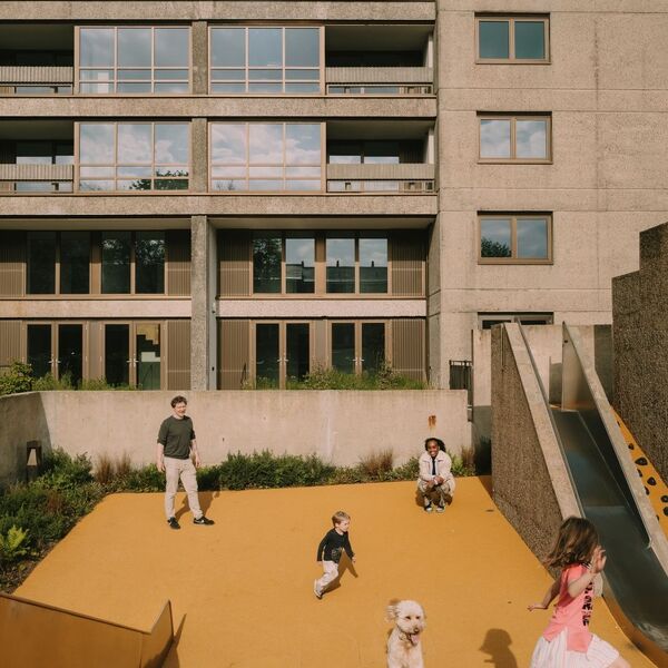 Balfron Tower, London Borough of Tower Hamlets, for Poplar HARCA and Telford Homes, with Studio Egret West and Ab Rogers Design