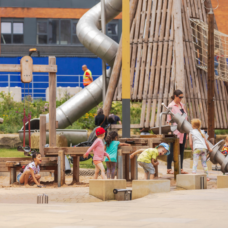 Pounds Park, Sheffield for Sheffield City Council with Planit, ARUP, Henry Boot PLC Construction, Whittam Cox Architects and Dudleys
